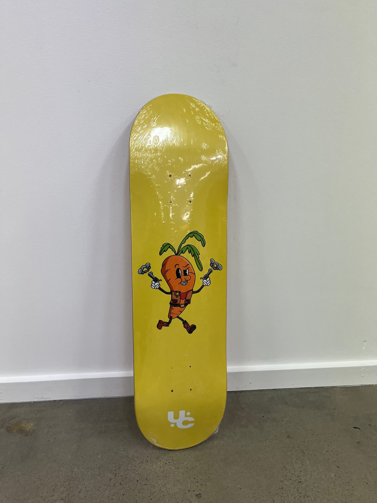 Mr Carrot Deck